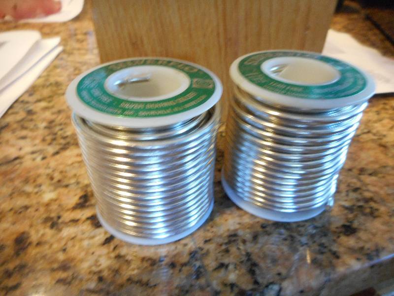 lot 137 image: SilverFlo 1 Pound Roll WatersafeLead Free
