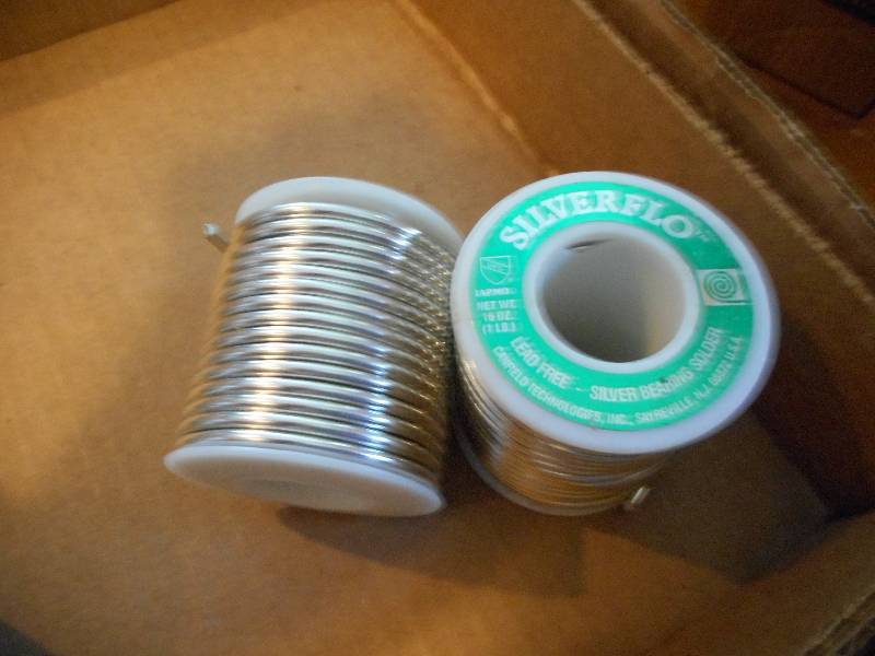 lot 141 image: SilverFlo 1 Pound Roll WatersafeLead Free