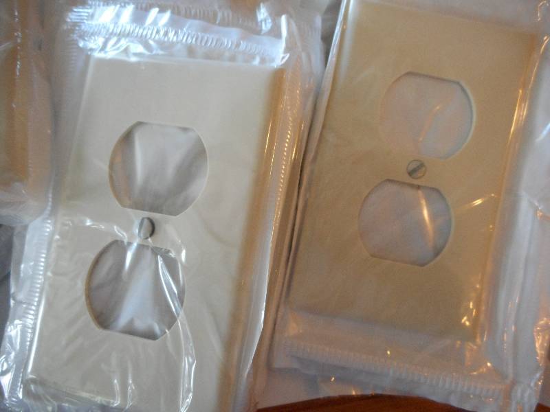 lot 97 image: Leviton Switch Plates