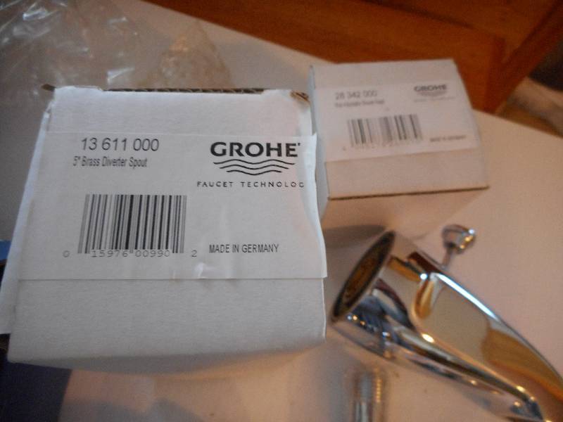 lot 113 image: Grohe Eurodisc, Shower, Tub Comb & Trim