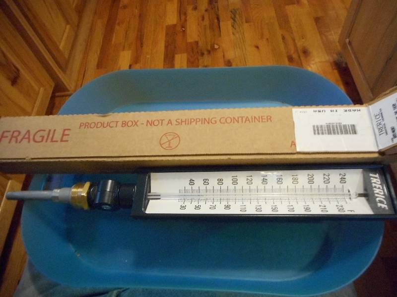 lot 205 image: Trerice Industrial Thermometer BX9140307 3.5 Alum Adjustable