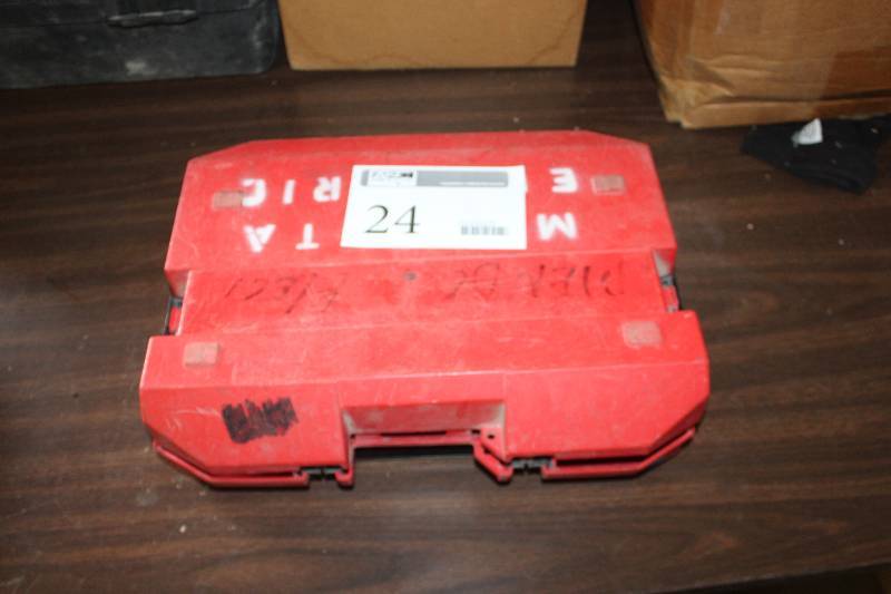 lot 24 image: Hilti TE5 ConcreteSteel Cutter w Case