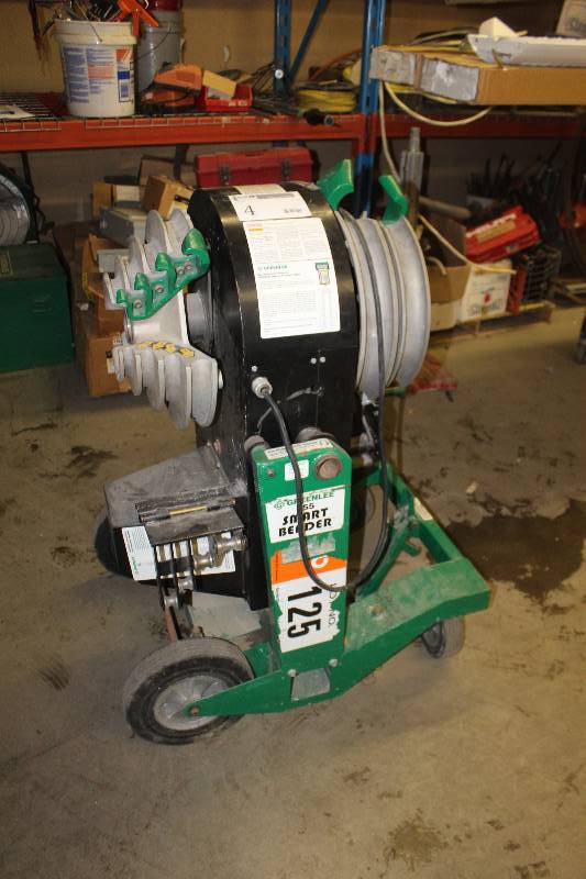 lot 4 image: Greenlee 855 Smart Bender