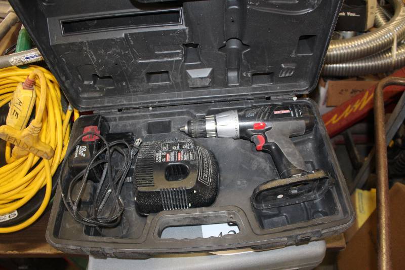 lot 44 image: Craftsman 19.2V 12in. VSR DrillDriver w Battery, Charger, Case