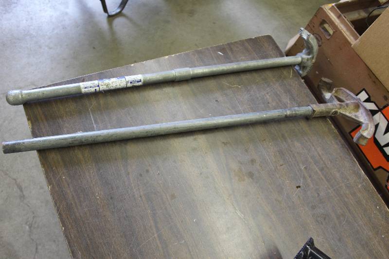 lot 68 image: Lot of (2) Pipe Benders
