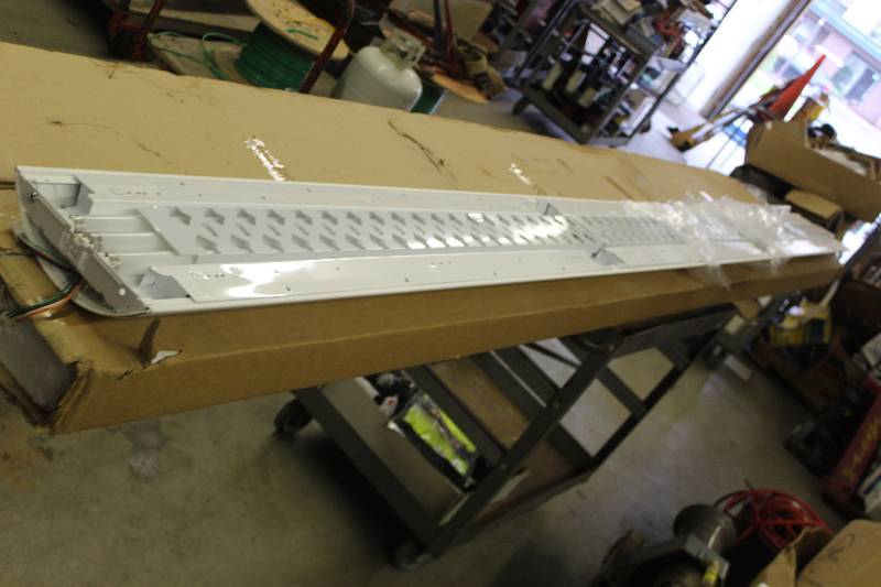 lot 132 image: Lot of (9) Fluorescent Light Ballasts w Lights
