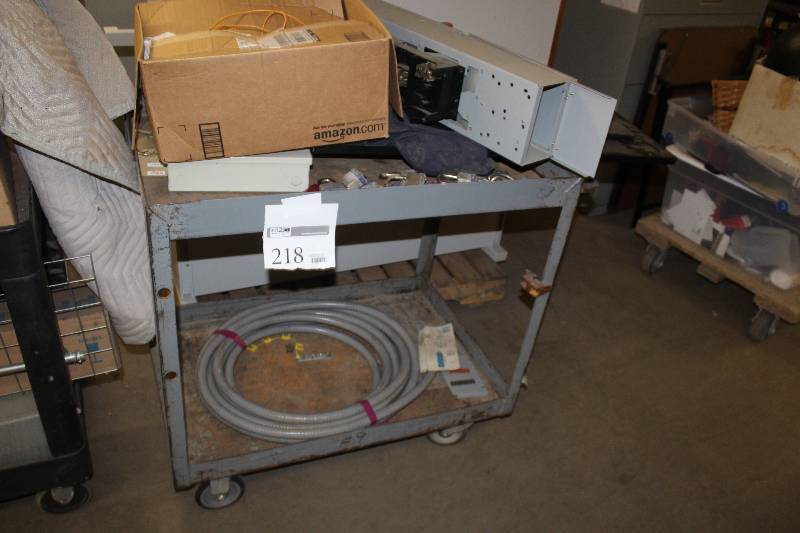 lot 218 image: 4-Wheel Metal Utility Cart