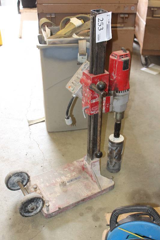 lot 253 image: Milwaukee Tools Heavy Duty Dymodrill