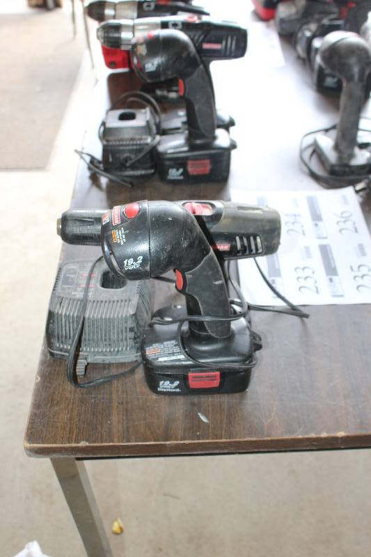 lot 233 image: Lot of (3) Craftsman 19.2V Cordless Drill, Flashlight, Battery w Charger