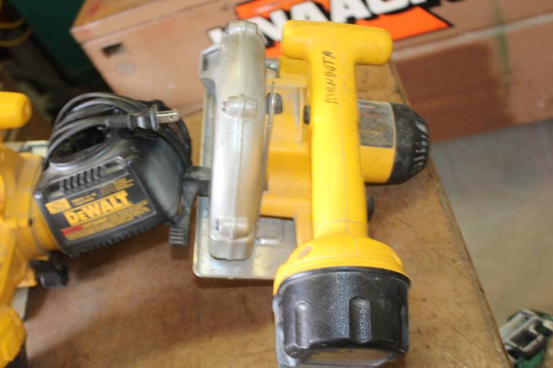 lot 242 image: Lot of (2) Dewalt 18V Cordless 6.75in. Metal Saw