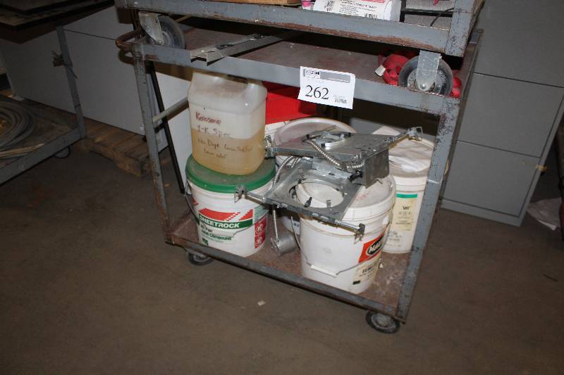 lot 262 image: 4-Wheel Metal Utility Cart w Contents