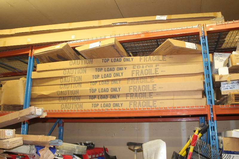lot 277 image: Lot of (Approximately 16) Flourescent Light Fixtures