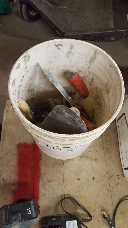 lot 347 image: Bucket Lot of Concrete Hand Tools