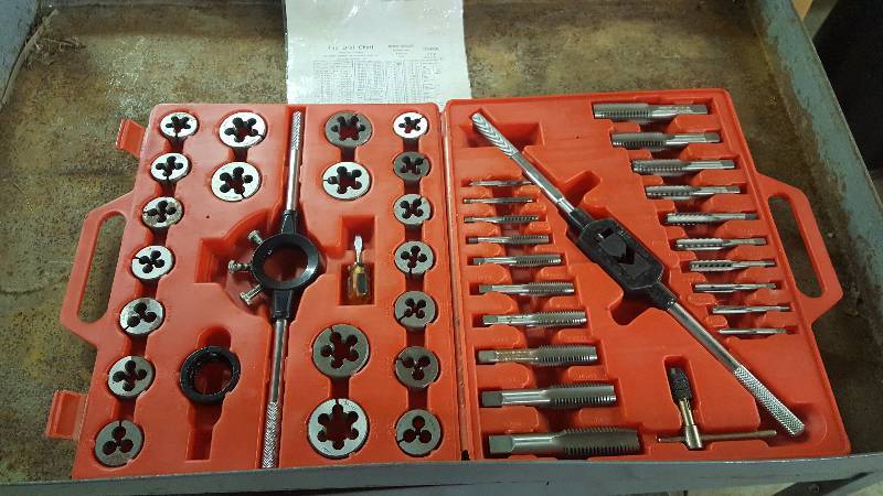 lot 322 image: (45) Piece Tap and Die Set