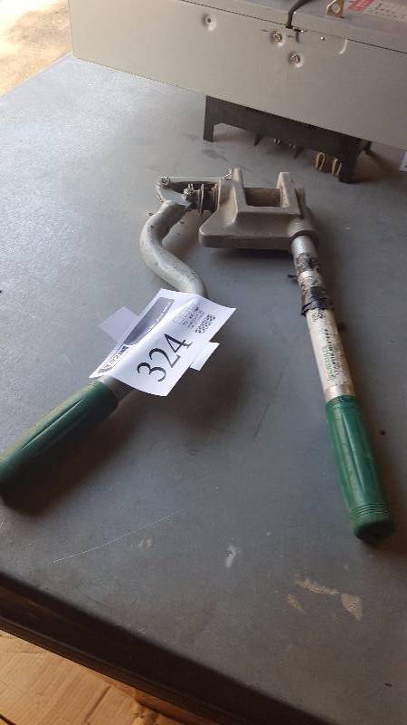 lot 324 image: Greenlee Model 710 Metal Stud Punch