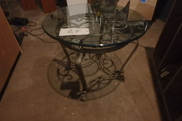 lot 27 image: Round Glass Table