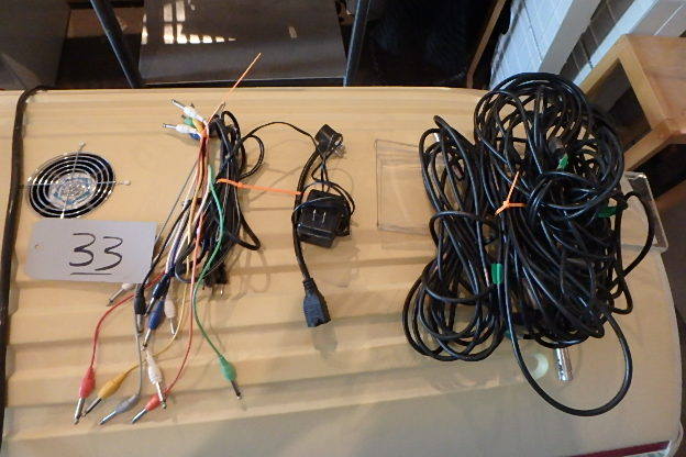 lot 33 image: Lot of Stage Cords