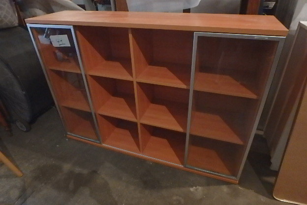 lot 44 image: Rolling Glass Front Cabinet