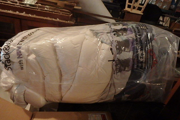 lot 55 image: LARGE Lot Clean Blankets, Throws,Pillows