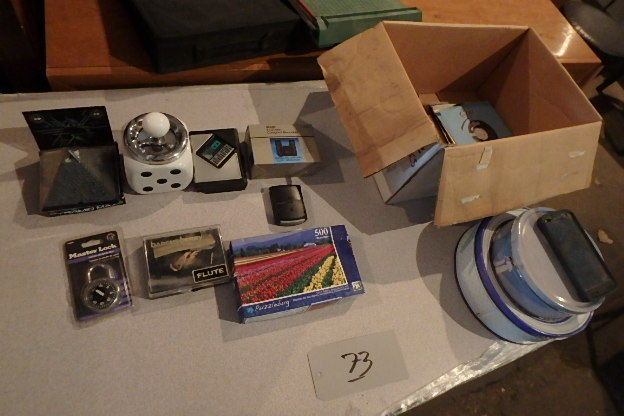 lot 73 image: Box of Stuff