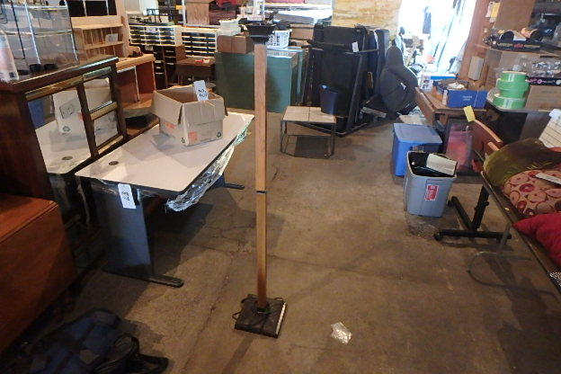 lot 92 image: Square Lamp Pole