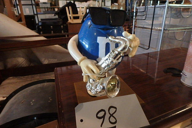 lot 98 image: Blue M&M Candy Dispenser