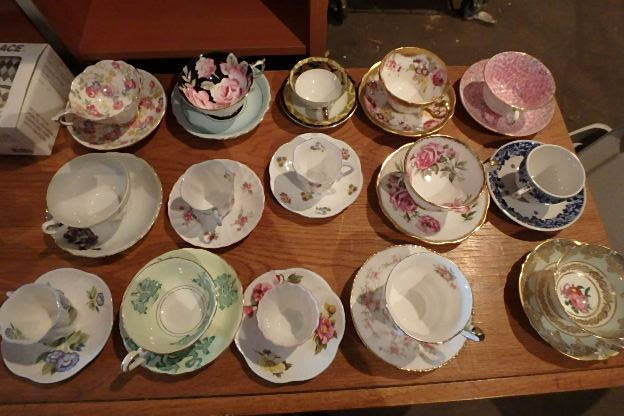 lot 130 image: Lot of Fancy Cups and Saucers