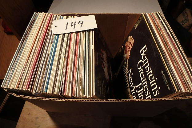 lot 149 image: 60s-70s Lps