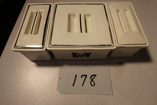 lot 178 image: Hall China Refridgerator Dish Set