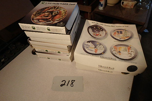 lot 218 image: Lot of Collector Plates
