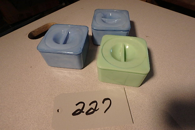 lot 227 image: 3 Refrigerator Dishes
