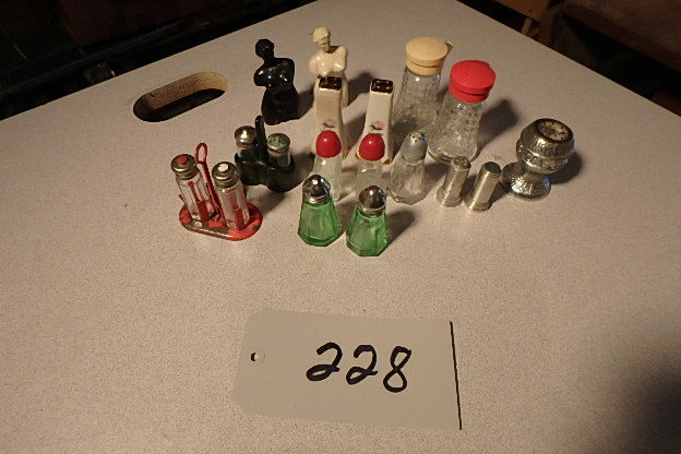 lot 228 image: Salt and Peppers