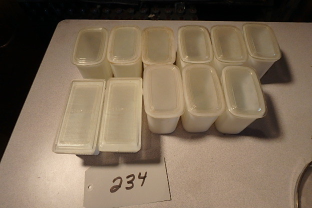 lot 234 image: Anchor Hocking Left Overs Set