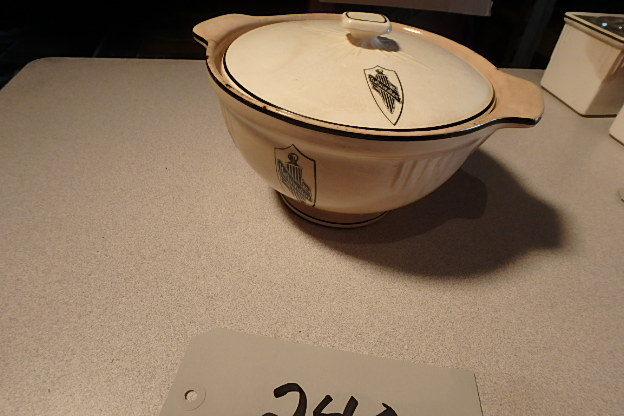 lot 240 image: Kelvinator Covered Bowl