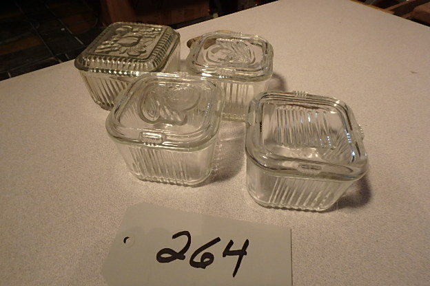 lot 264 image: 4 Small Dishes