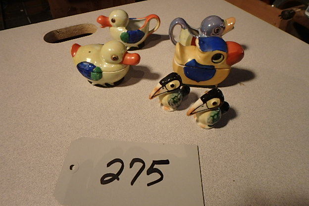 lot 275 image: Ducks and Such