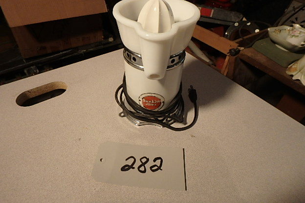 lot 282 image: Power Juicer