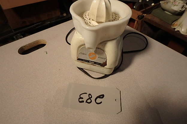 lot 283 image: Power Juicer