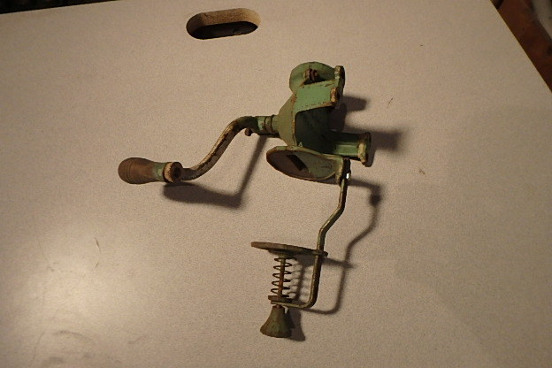 lot 288 image: Arcade Coffee Mill