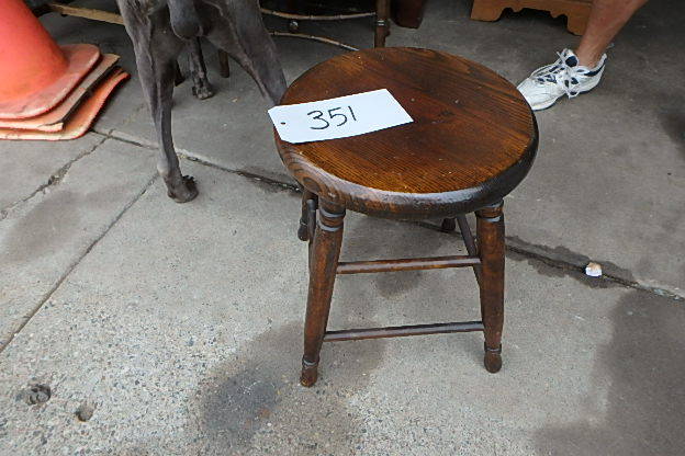 lot 351 image: Stool
