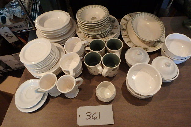 lot 361 image: China