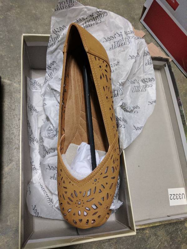 Easy Street Charlize Slip On - Camel 9.5