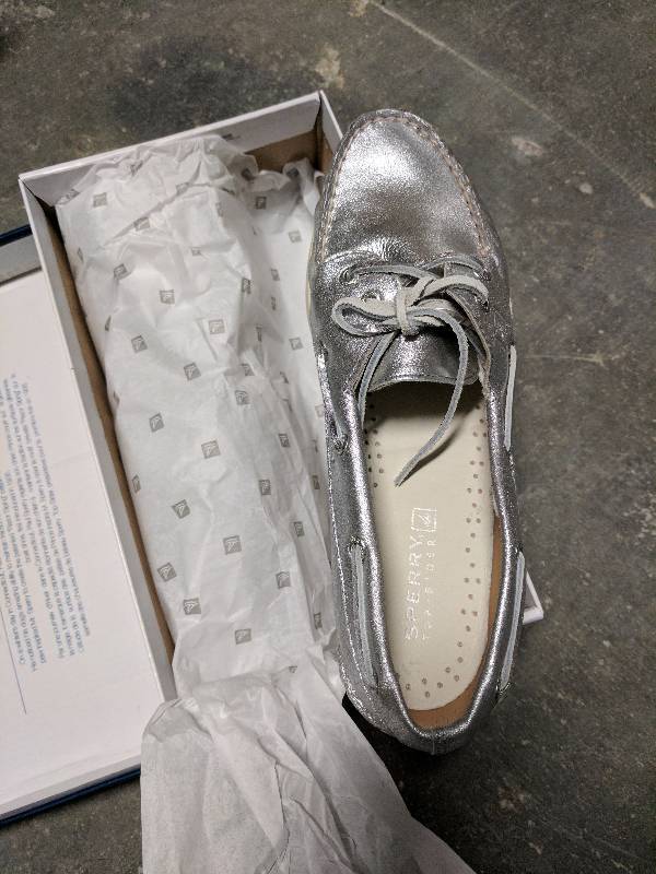 Sperry Women�s AO 2-Eye Metallic Moccasin Silver - 8.5