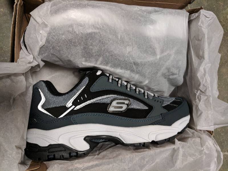 Skechers Men�s Nuovo Cutback Sport Shoe Wide Navy - 8