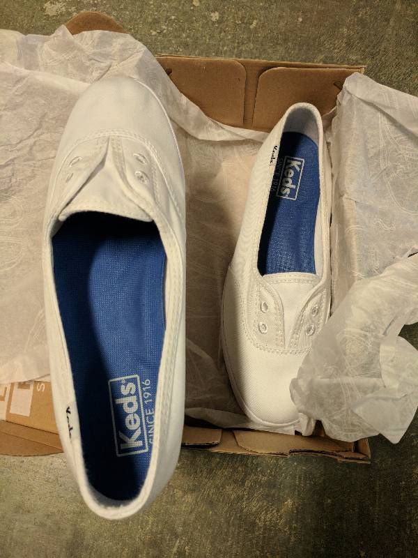 Keds Women�s Chillax Mini Slip-On Shoe White - 6.5