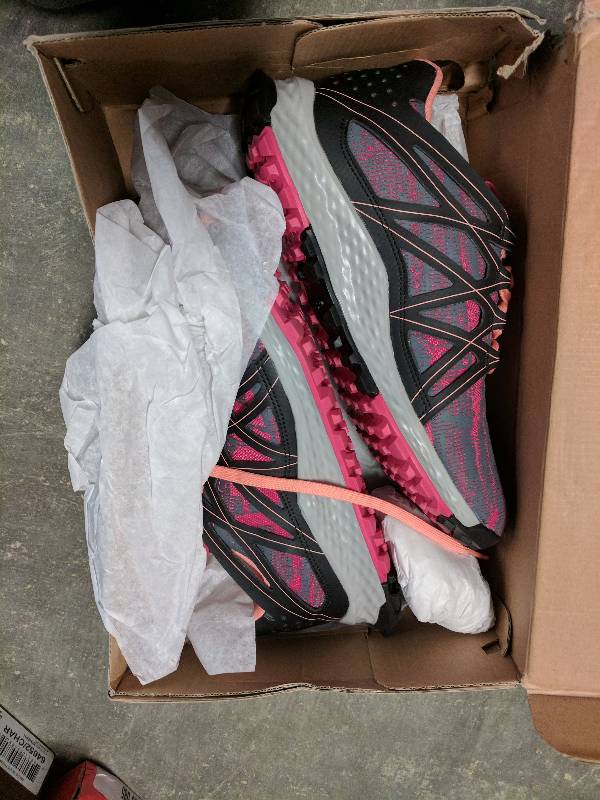 adidas Women�s Vigor Bounce Trail Running Shoe Pink - 8