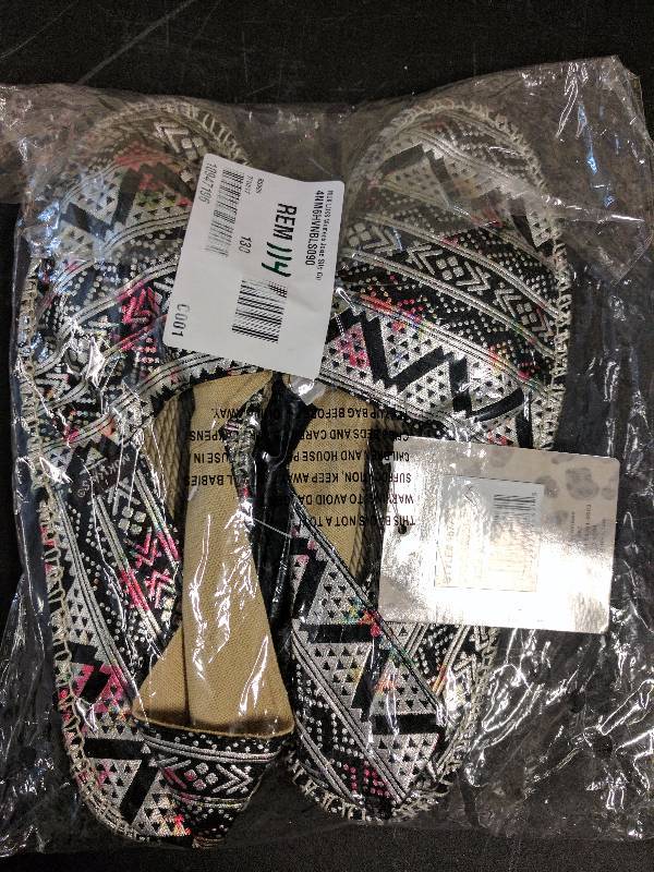 Muk Luks Womens Josie Slip-On Shoe Black - 9