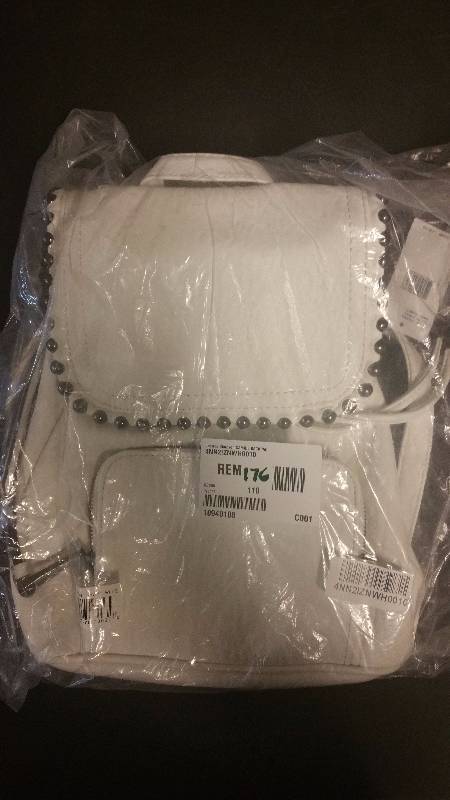 Jessica Simpson CAMILE BACKPACK White