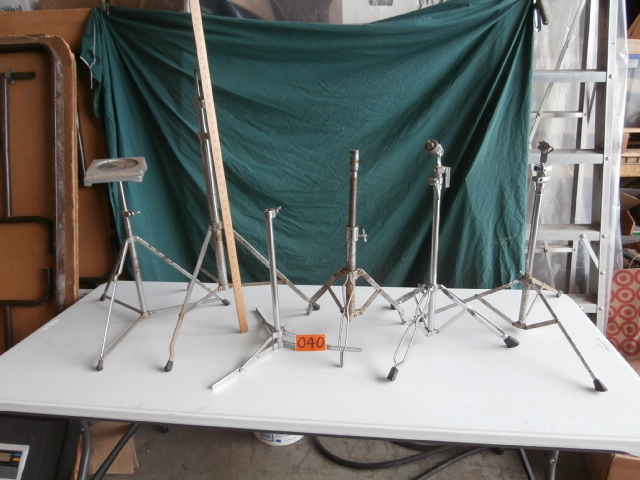 lot 40 image: Group of Vintage Drum Hardware