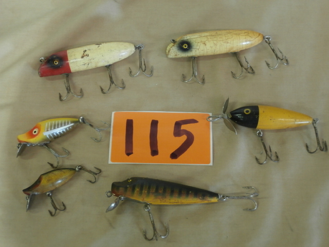lot 115 image: Six Vintage Fishing Lures